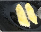 A picture of step 5 of Gujarati Fafda.