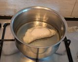 A picture of step 6 of Savoury Gujiya.