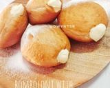 Foto langkah ke 4 dari resep Bomboloni with Cream Cheese Filling.