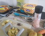 A picture of step 1 of Shortcut fish and potato wedges !.