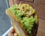 Foto del paso 14 de la receta: Arepa rellena de pollo con salsa de manzana, zanahoria, cebolla y crema...🫓🥙🥯