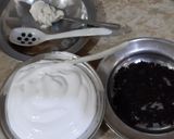 A picture of step 2 of Oreo delight.