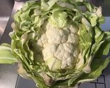 Une image de l'étape 1 de Soupe anti gaspi au chou fleur, tomate et épices marocaines.