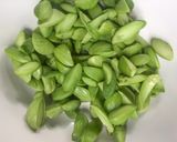 Foto langkah ke 3 dari resep Baby Cumi Pete Pedas.