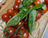 Foto del paso 1 de la receta: Dip de queso y tomates asados