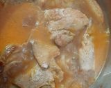 Foto del paso 5 de la receta: Adobo de cerdo con yucas y camote sancochados
