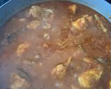 A picture of step 5 of Garlic chilli chicken curry.