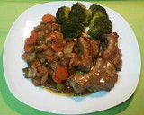 Foto del paso 5 de la receta: Costillas en salsa de soja con verduras salteadas