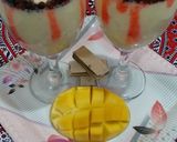 A picture of step 3 of Cocktail milkshake.