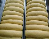 Foto langkah ke 3 dari resep Roti moka.