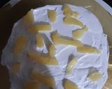 A picture of step 7 of Pineapple cake.