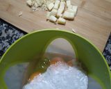 Foto del paso 3 de la receta: Tortilla al horno con pollo y zucchini