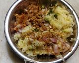 A picture of step 2 of Potato Wheel Samosa.
