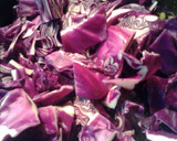 A picture of step 3 of Red/Purple cabbage with beef.