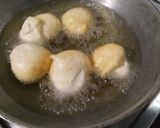 A picture of step 3 of Dahi bhalle.