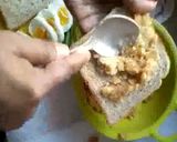 A picture of step 1 of Sunny side up sandwich.