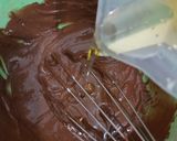Foto langkah ke 3 dari resep Bolu coklat mekar anti gagal (no telur, no mixer).
