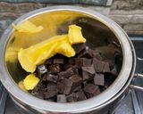 Foto langkah ke 1 dari resep Fudgy Brownies Hias Loyang 20 cm.