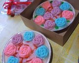 Foto langkah ke 3 dari resep Puding Mawar.