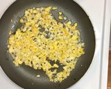 A picture of step 6 of Egg and Bacon Fried Rice 培根蛋炒飯.