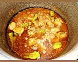 A picture of step 5 of Chicken karahi.
