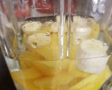 A picture of step 1 of My Mango & Banana fruit juice. 😘.