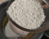 Foto langkah ke 6 dari resep Bolu kukus gula merah.