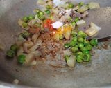 A picture of step 4 of Mix Vegetable Red Poha.