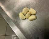 Une image de l'étape 4 de Duo de champignons sautés ail rose et coriandre.