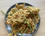 A picture of step 5 of GF Elderflower fritters.