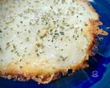 Foto del paso 6 de la receta: Tortilla de trigo crujiente con cebolla y queso