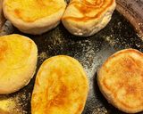 A picture of step 6 of English muffins.