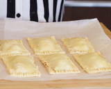Foto langkah ke 8 dari resep Apple Pie Ala MCDONALDS: RENYAH DI LUAR GURIH DI DALAM.