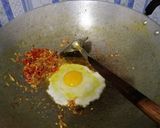 Foto langkah ke 6 dari resep Nasi goreng.