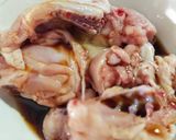 Foto langkah ke 1 dari resep Ayam Goreng Kecap Asin.