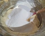 صورة لخطوة 2 من وصفة حلوى بتي فور المحلات