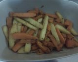 Foto del paso 6 de la receta: Pollo al horno con papas y batatas fritas "truchas"