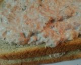 A picture of step 4 of Tuna Horseradish Salad Sandwich.