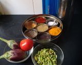 A picture of step 1 of Broad bean seeds and Brinjal sabji.