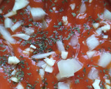 Foto del paso 1 de la receta: Huevos y salchichas a la cazuela