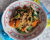 Foto langkah ke 5 dari resep Mie Nyemek Daging Sapi.