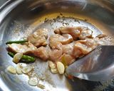 รูปขั้นตอนการทำที่ 2 ของ ผัดบล็อกโคลี่อกไก่