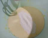 Foto del paso 2 de la receta: Magdalenas de primavera