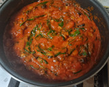 Foto del paso 3 de la receta: Cazón en salsa napolitana