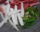 गाजर मूली का अचार(gajar mooli ka achar recipe in hindi) रेसिपी चरण 4 फोटो