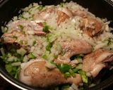Foto del paso 6 de la receta Estofado de pollo con patatas y olivas amarillas
