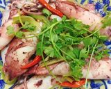 Hình bước làm 3 của món Mực Sữa Hấp Gừng