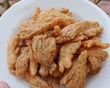Foto langkah ke 4 dari resep Jamur Crispy Lada Hitam.