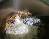 A picture of step 5 of Onion mint pulao.
