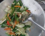 Foto langkah ke 7 dari resep Bihun Goreng.